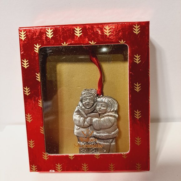 Wallace Silversmiths Pewter Christmas ornament boy & girl carolers - Picture 1 of 5